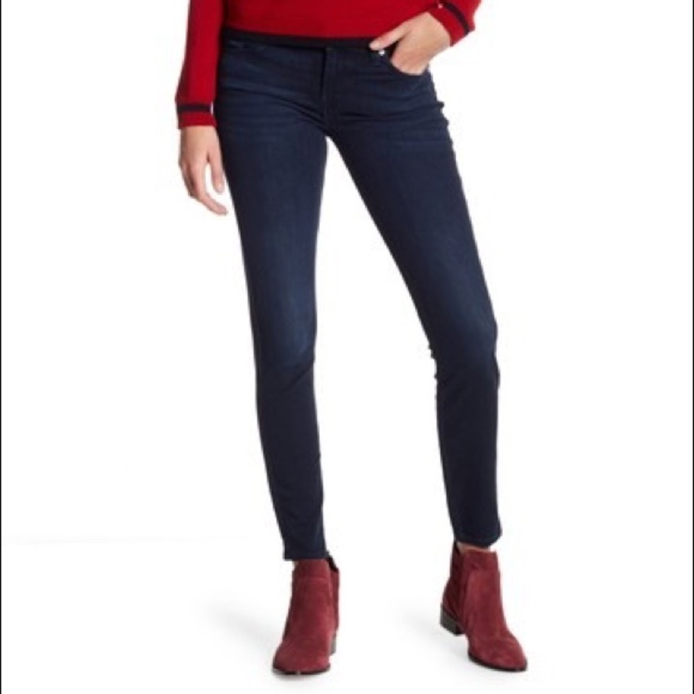 7 For All Mankind “Gwenevere Skinny” Jeans - 30